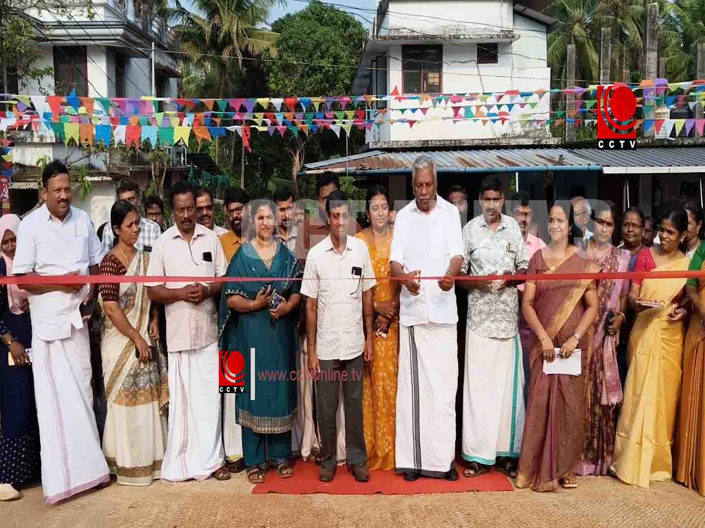 മരത്തംക്കോട് ഗവ.ഹയര്‍ സെക്കന്ററി സ്‌കൂളില്‍ കവാടത്തിന്റേയും ...