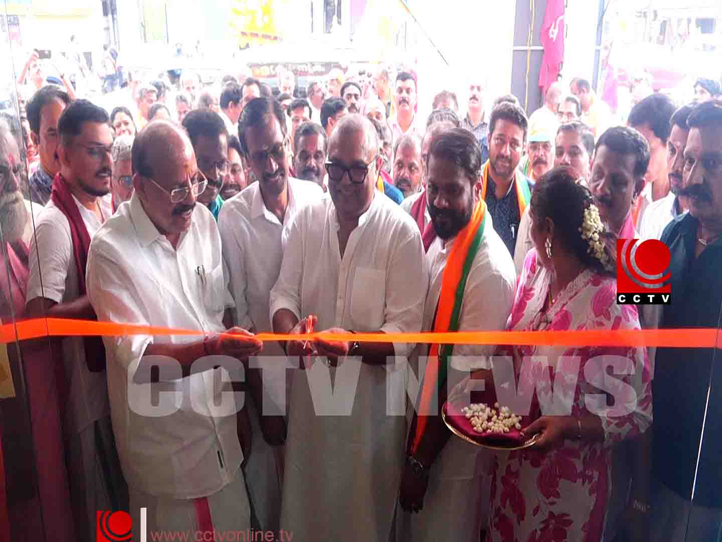 തിരഞ്ഞെടുപ്പ് കമ്മിറ്റി ഓഫീസ് ഉദ്ഘാടനവും റോഡ് ഷോയും സംഘടിപ്പിച്ചു