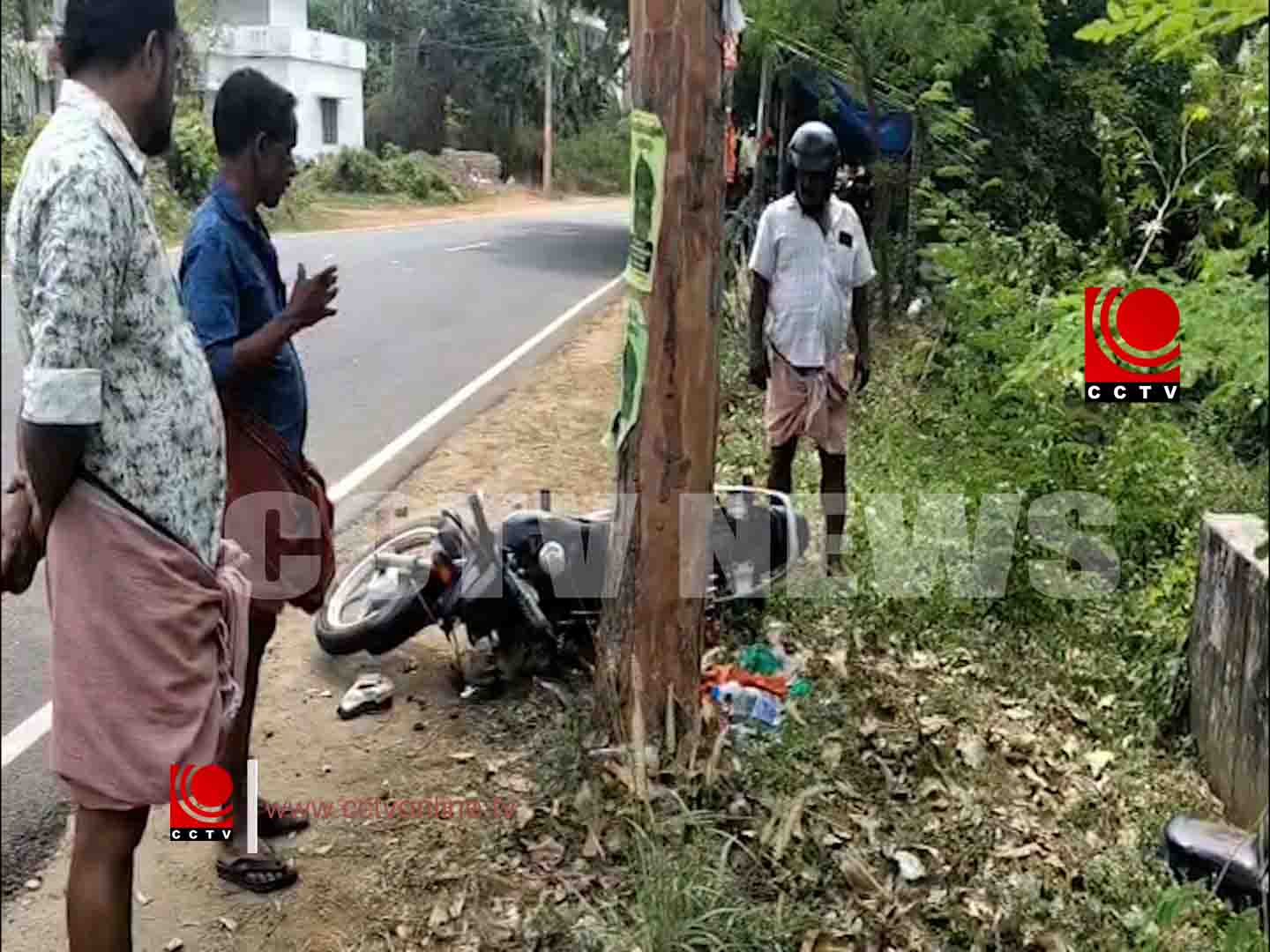 നിയന്ത്രണം വിട്ട ബൈക്ക് മരത്തിലിടിച്ച് അപകടം; യുവാവിന് പരിക്ക്