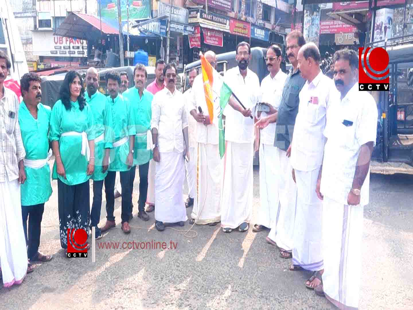 യുഡിഎഫ് കലാജാഥയ്ക്ക് കുന്നംകുളത്ത് ആവേശോജ്ജ്വലമായ തുടക്കം
