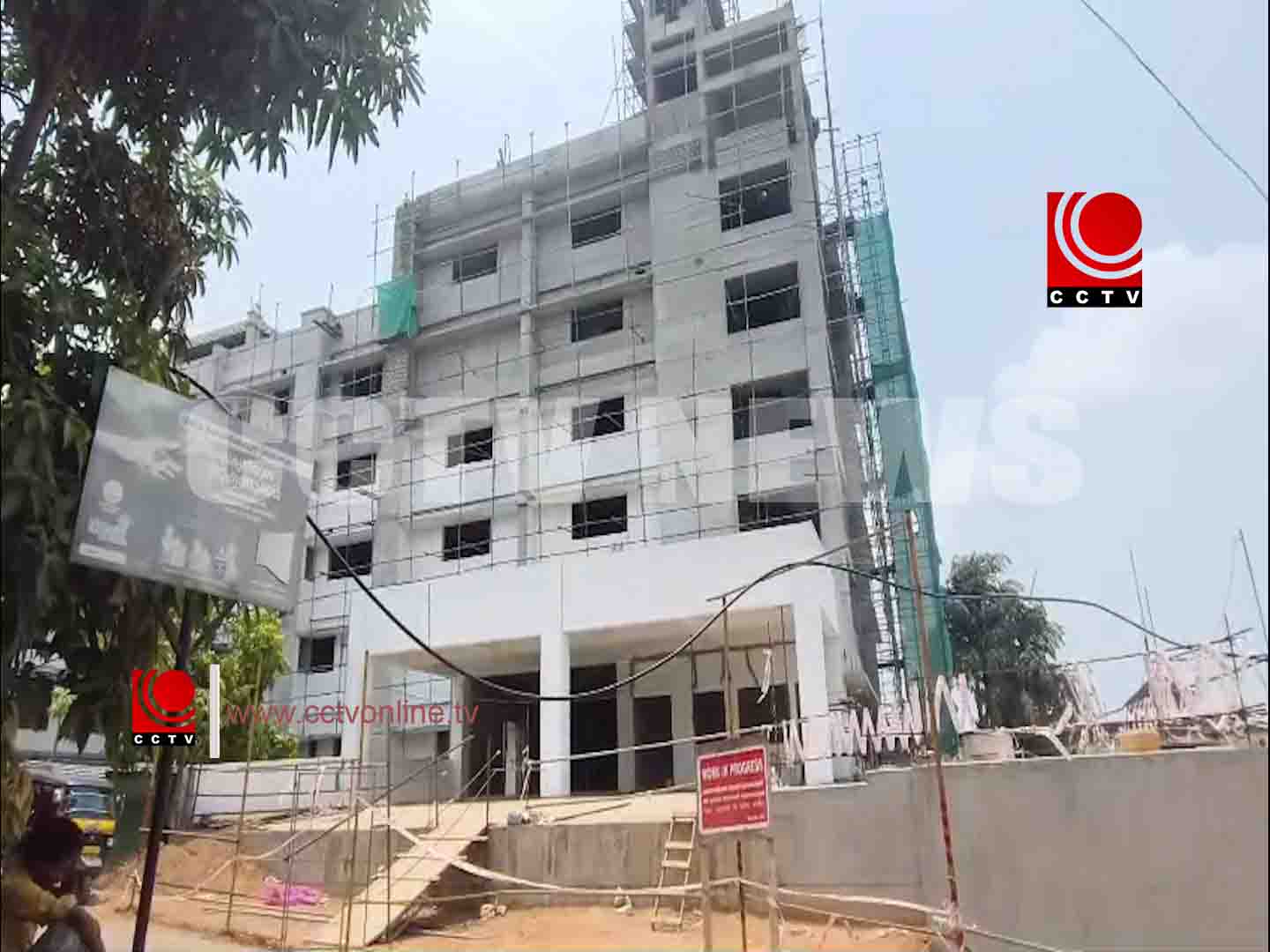 കുന്നംകുളം താലൂക്ക് ആശുപത്രിയുടെ നിര്മാണ സൈറ്റില് കവര്ച്ച
