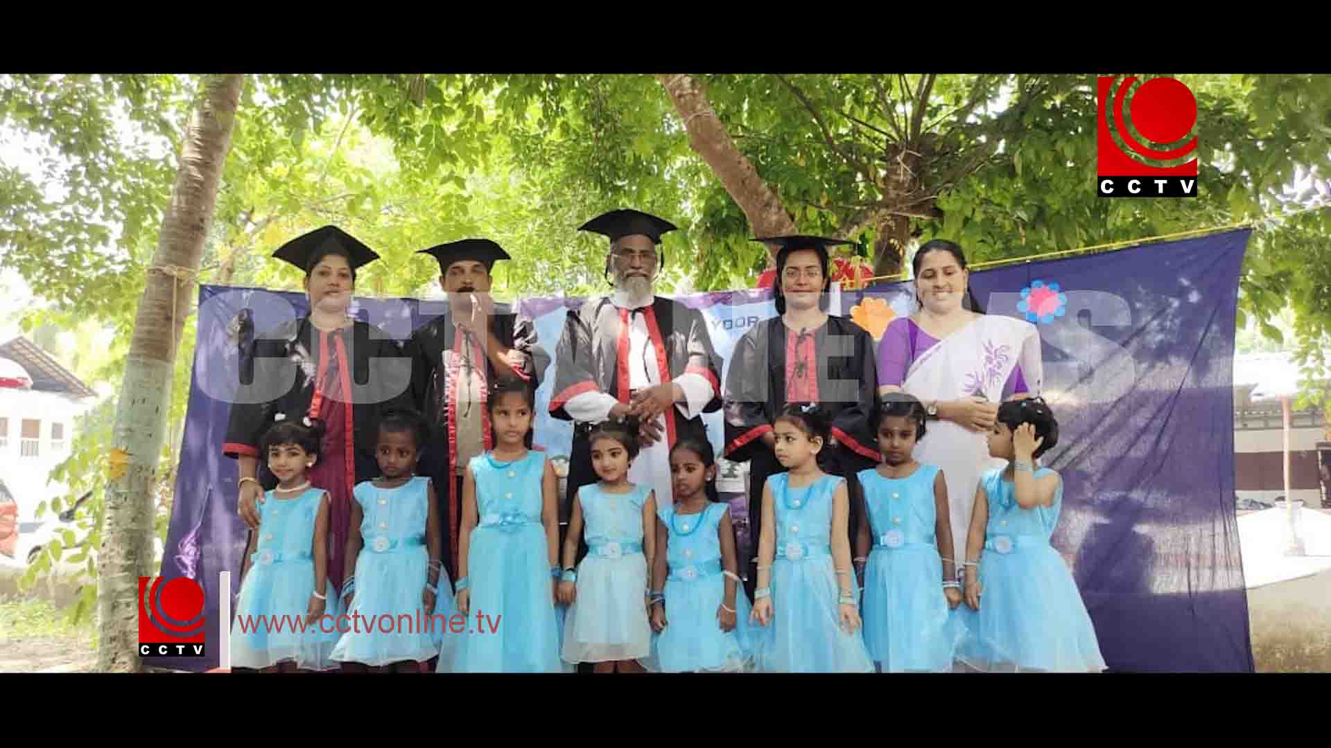 തൊഴിയൂര് സിഎം യുപി സ്കൂളിലെ യു.കെ.ജി വിദ്യാര്ത്ഥികളുടെ കോണ്വൊക്കേഷന് സെറിമണി നടത്തി