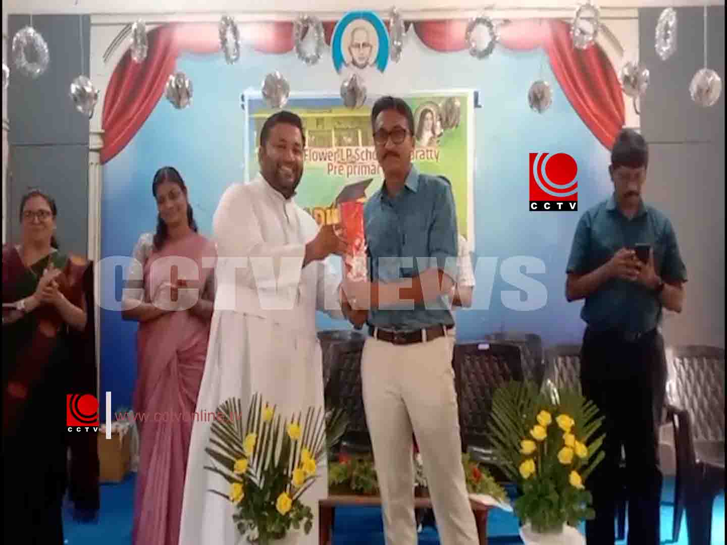 സമാദരണവും ഗ്രാജുവേഷന് സെറിമണിയും നടത്തി