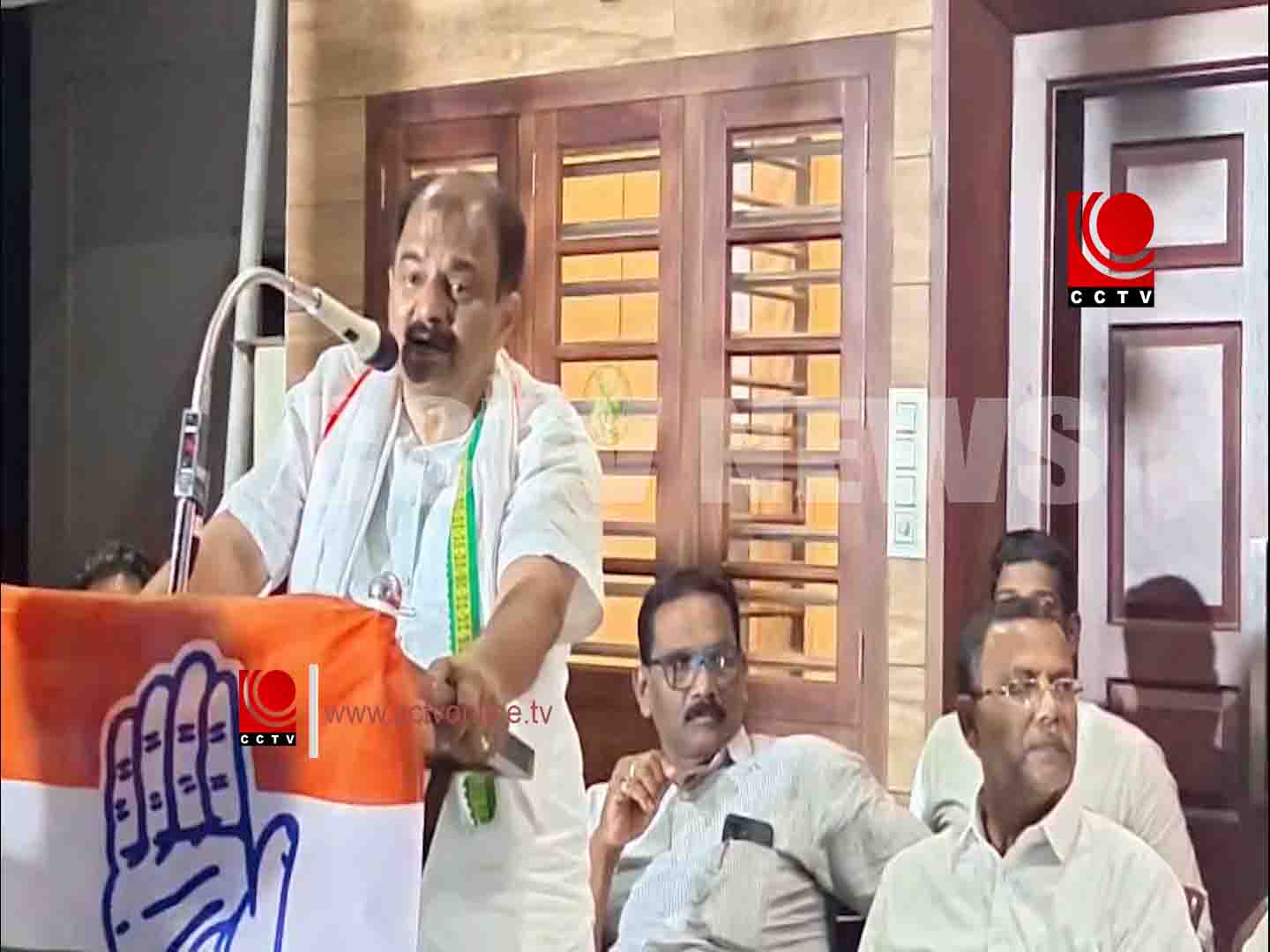 യു.ഡി.എഫ് സ്ഥാനാര്ത്ഥി പി.ടി അജയ് മോഹന്റെ തിരഞ്ഞെടുപ്പ് പ്രചരണാര്ത്ഥം വെള്ളറക്കാട് മേഖല കുടുംബ സമ്മേളനം സംഘടിപ്പിച്ചു