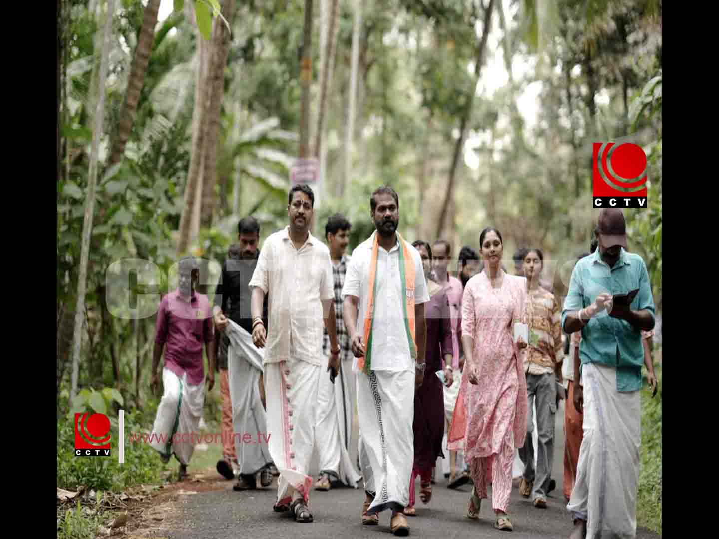 എന്ഡിഎ സ്ഥാനാര്ത്ഥി കെ.ആര് രജിലിന്റെ സ്ഥാനാര്ത്ഥി പര്യടനം തുടരുന്നു