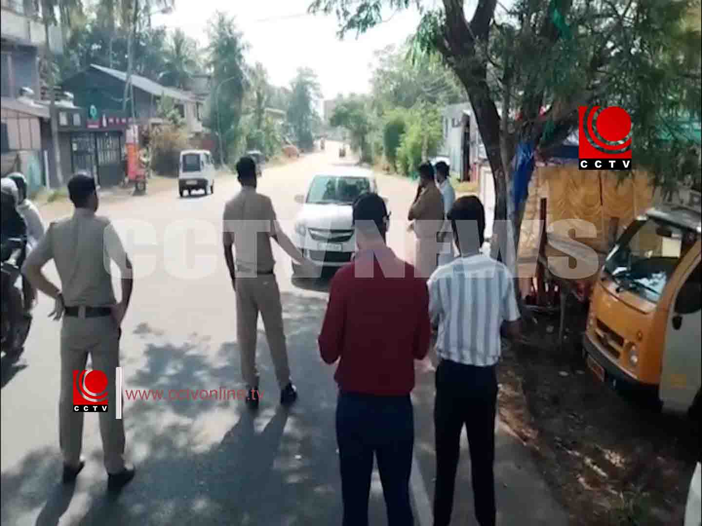 തിരഞ്ഞെടുപ്പ്: തൃശൂര് – മലപ്പുറം ജില്ലാ അതിര്ത്തിയില് പരിശോധന കര്ശനമാക്കി