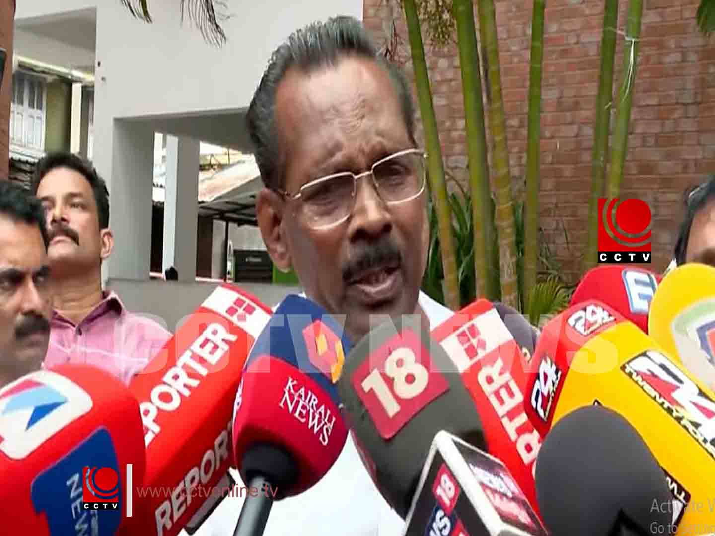 “വിവാദ അനൗൺസ്മെന്റ് നടത്തിയിട്ടില്ല, പരാതിയുണ്ടെങ്കിൽ അന്വേഷിക്കട്ടെ” അൗൺസ്മെന്റ് വിവാദത്തിൽ വിശദീകരണവുമായി ടിപി രാമകൃഷ്ണൻ