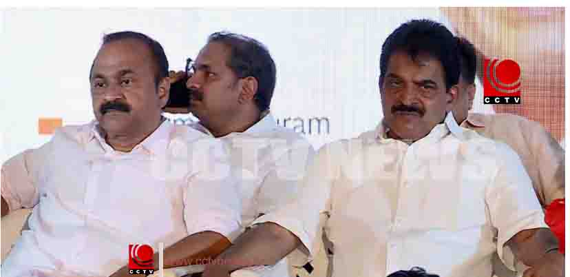 കോൺഗ്രസിലെ മുഖ്യമന്ത്രി പോര് ആസൂത്രിതം; കെസിക്കെതിരെ തിരിച്ചടിച്ച് സതീശൻ പക്ഷം, കടുത്ത അതൃപ്തിയിൽ എഐസിസി