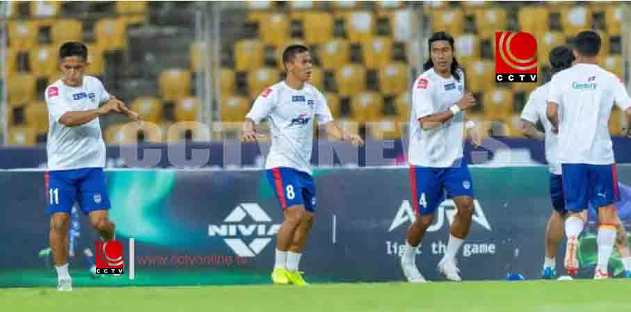 ഇന്നെങ്കിലും ഒന്ന് ജയിക്കാമോ? ഐഎസ്എല്ലില് കേരള ബ്ലാസ്റ്റേഴ്സ് ബെംഗളൂരു എഫ്സിക്കെതിരെ