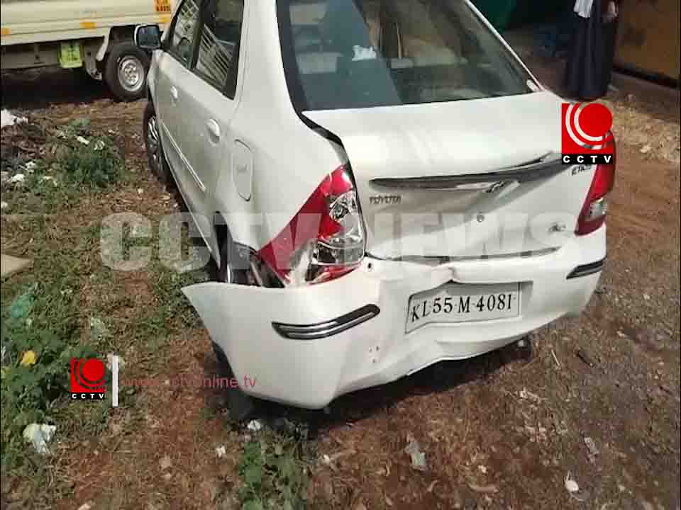 കടവല്ലൂരില് കാറുകള് കൂട്ടിയിടിച്ച് അപകടം