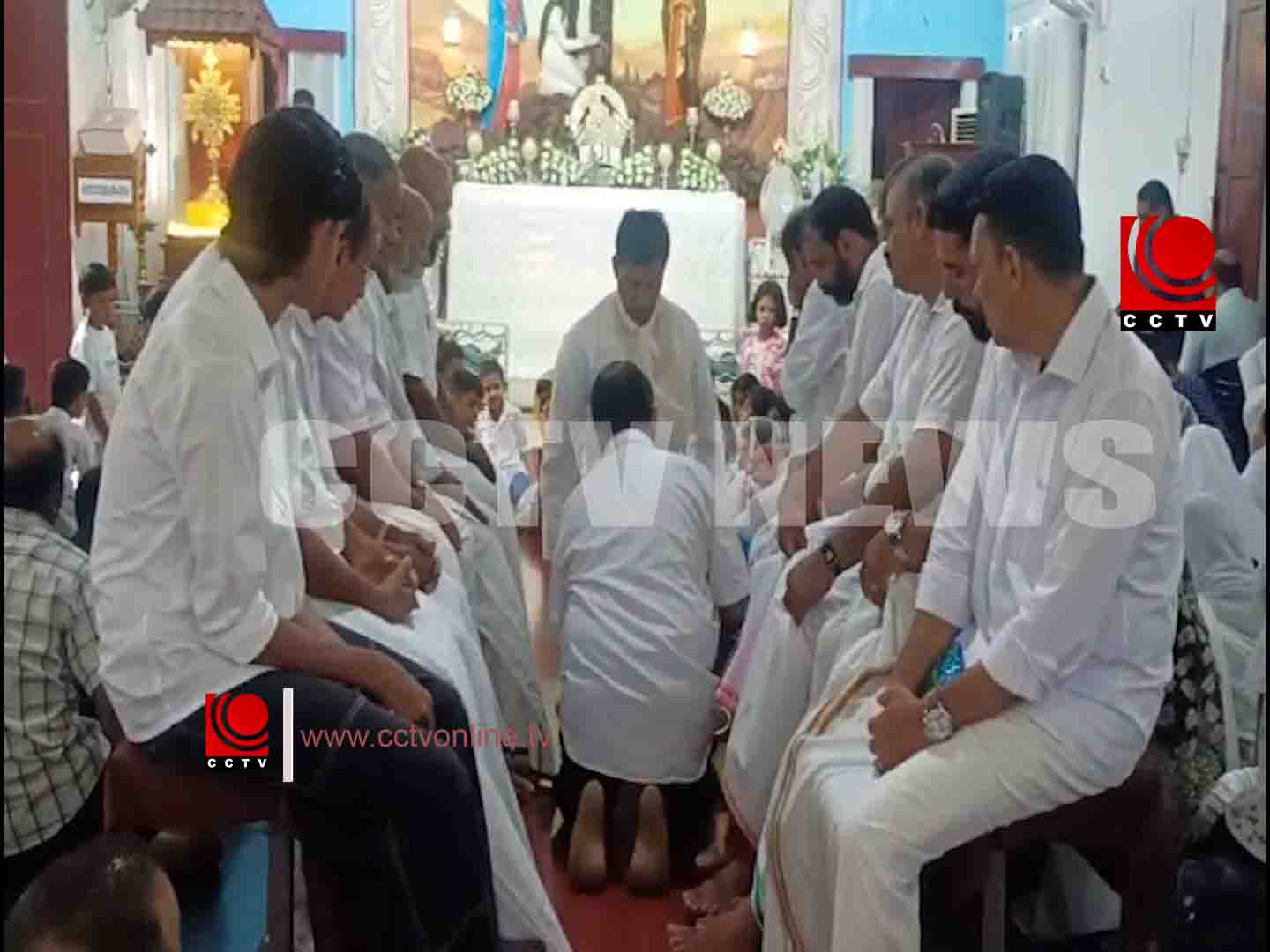 ആറ്റത്ര സെന്റ്. ഫ്രാന്സീസ് ദേവാലയത്തില് പെസഹാ വ്യാഴം ആചരിച്ചു