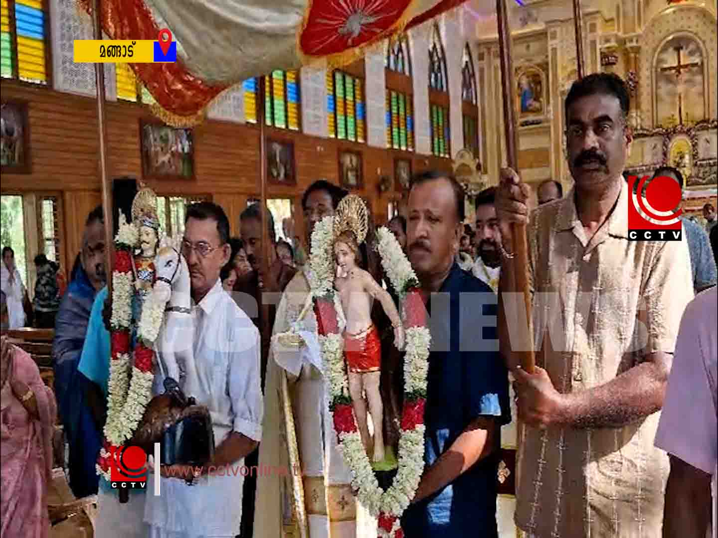 മങ്ങാട് സെന്റ് ജോര്ജ്ജ് ദേവാലയത്തിലെ തിരുന്നാളിന്റെ ഭാഗമായി കൂടുതുറക്കല് ശുശ്രൂഷ നടന്നു