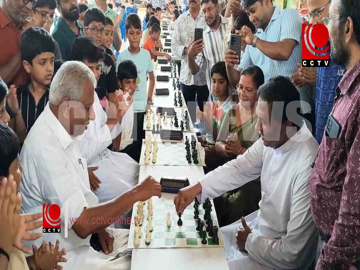 എരുമപ്പെട്ടിയില് തിരുഹൃദയ ഫൊറോനാ സീനിയർ സി.എൽ.സിയുടെ നേതൃത്വത്തിൽ അഖില കേരള ചെസ്സ് ടൂർണമെന്റ്.