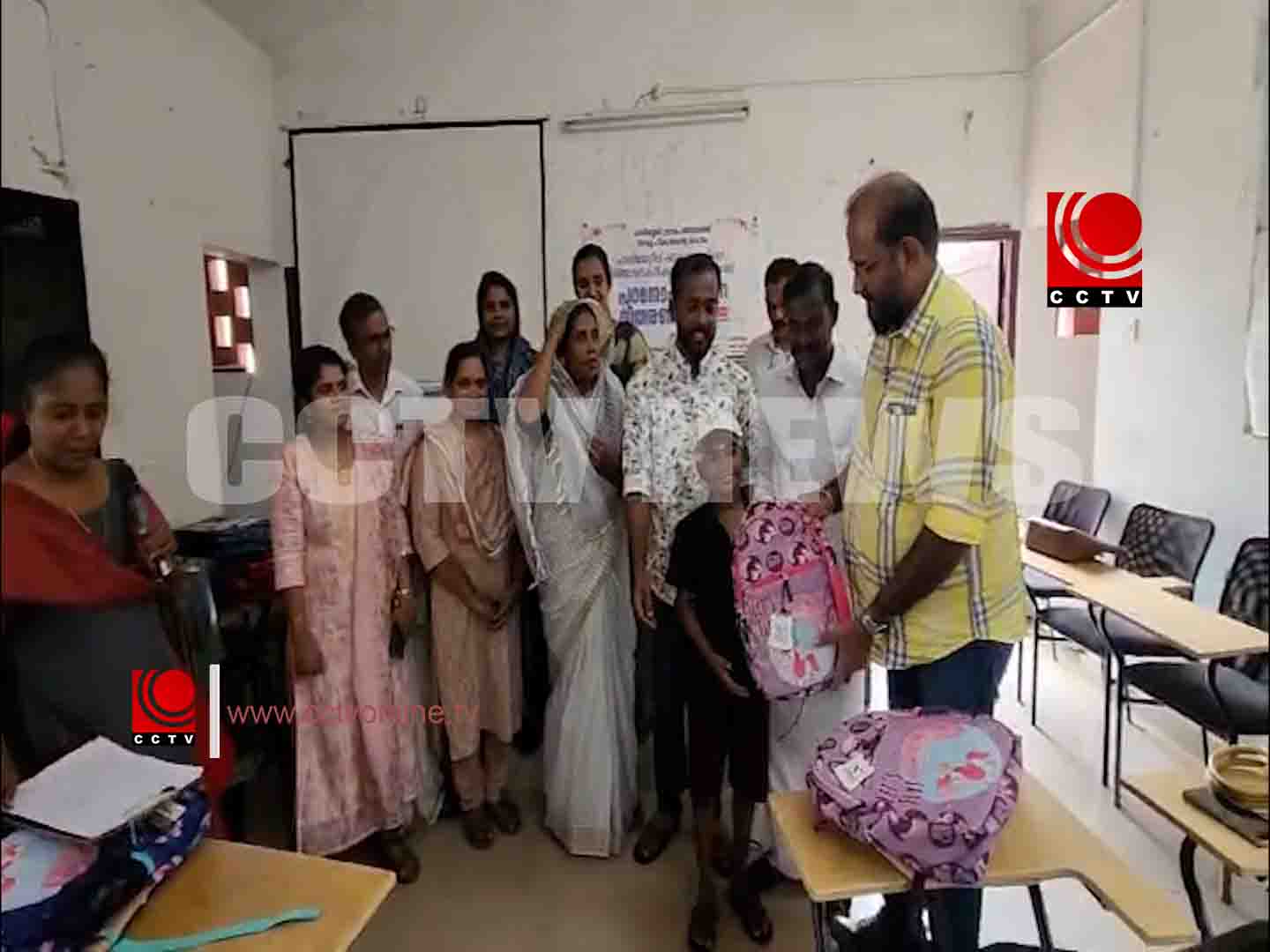 പാലിയേറ്റീവ് രോഗികളുടെ കുട്ടികള്ക്ക് സ്കൂള് കിറ്റ് വിതരണം നടത്തി