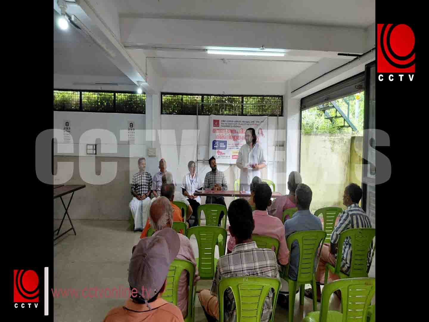 തോന്നല്ലൂര് വായനശാലയുടെ നേതൃത്വത്തില് സൗജന്യ നേത്ര പരിശോധനാ തിമിര നിര്ണയ ക്യാമ്പും ജീവിത ശൈലീ രോഗനിര്ണയ മെഡിക്കല് ക്യാമ്പും നടത്തി