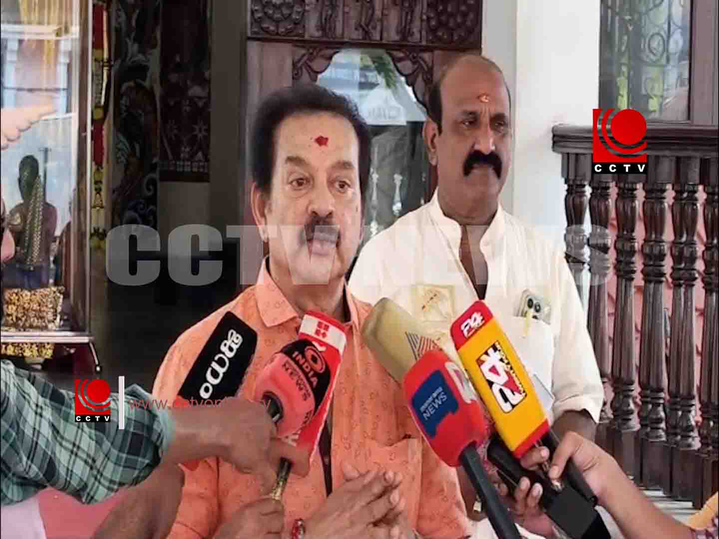 ഇ.ഡി ഉദ്യോഗസ്ഥര്ക്ക് നേരെയുണ്ടായ അക്രമങ്ങള് പാര്ട്ടി തന്നെ ഒത്തുകളിച്ച് ഉണ്ടാക്കിയ നാടകമാണെന്ന് നടന് ദേവന്