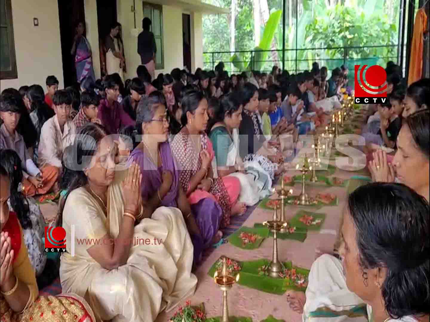 പുതുശ്ശേരി ശ്രീ അയ്യംകുളങ്ങരെ ഭഗവതി ക്ഷേത്രത്തില് വിദ്യാഗോപാല മന്ത്രാര്ച്ചന നടന്നു