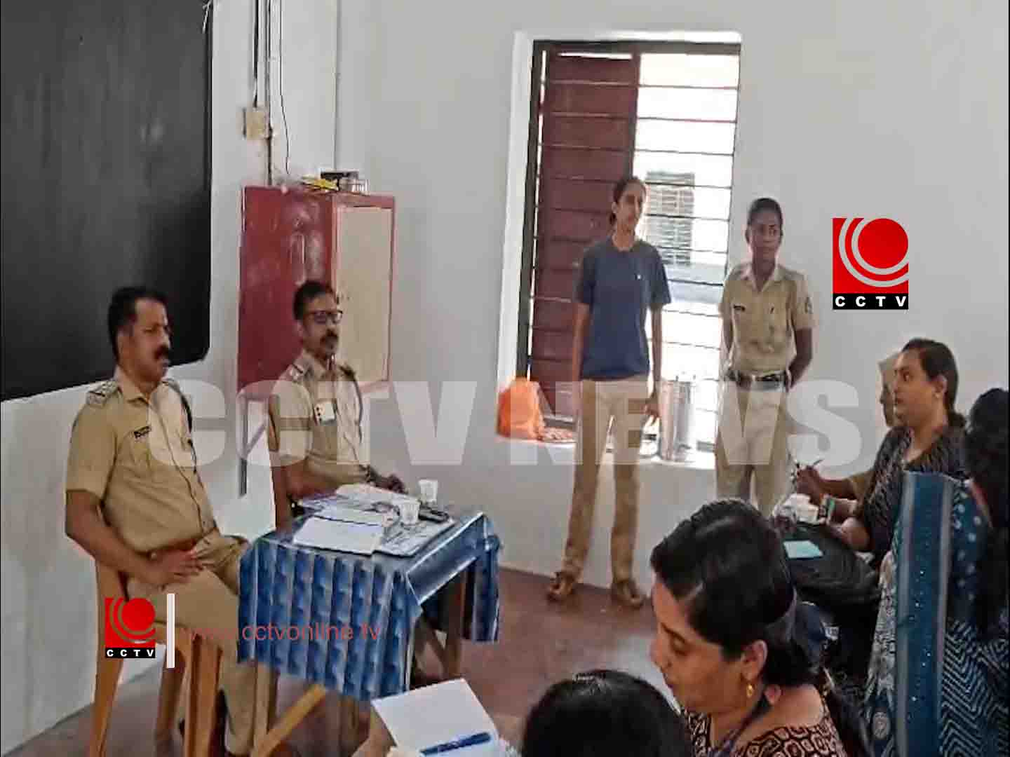 വിദ്യാര്ത്ഥികളുടെ സുരക്ഷ ഉറപ്പാക്കാനുള്ള നടപടികളുമായി ചാവക്കാട് പോലീസ്