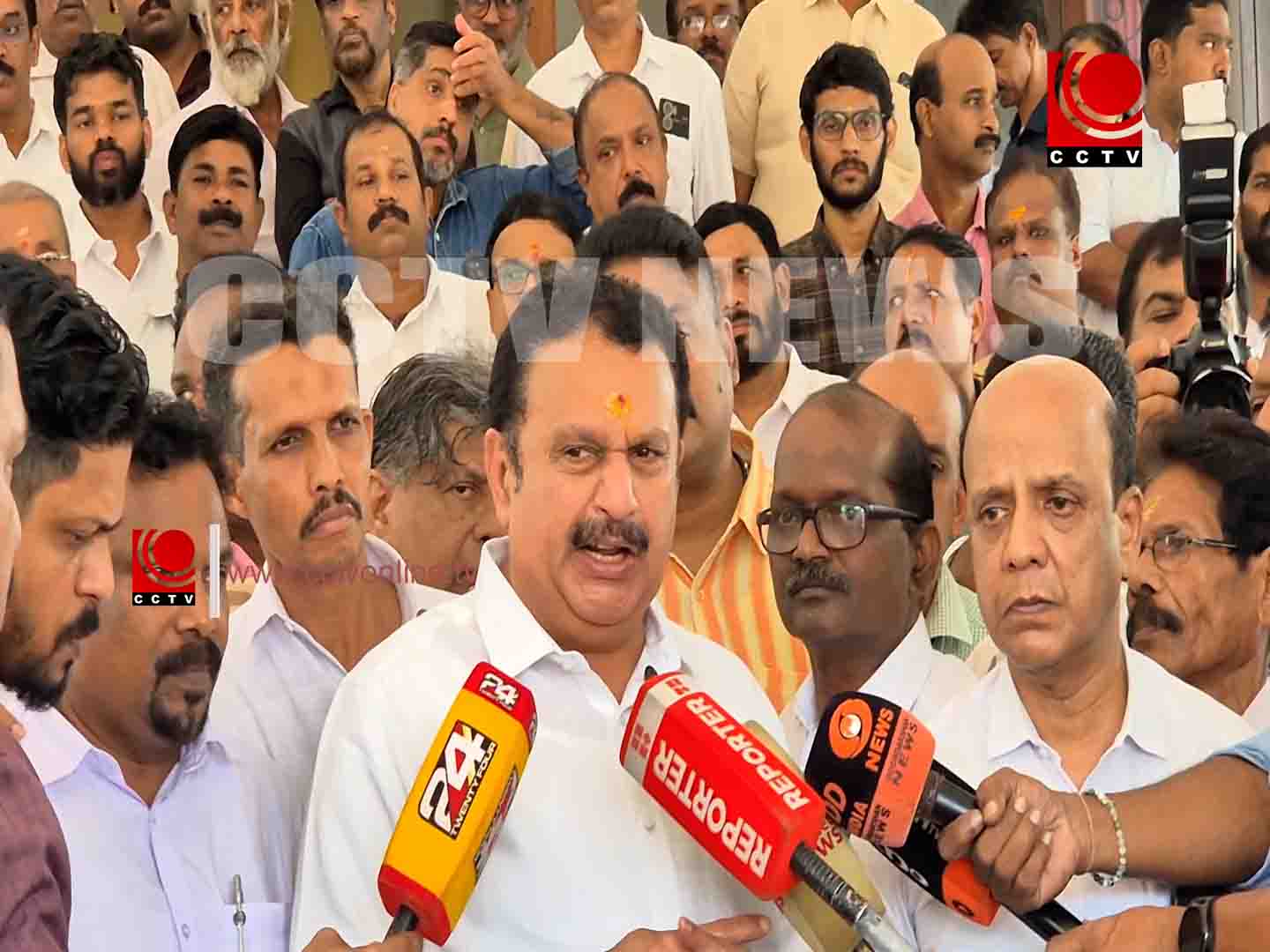 പ്രിയദര്ശിനി പദ്ധതിയുമായി ബന്ധപ്പെട്ട പ്രതിപക്ഷ നിലപാടിനെ വിമര്ശിച്ച് കെ. മുരളീധരന്