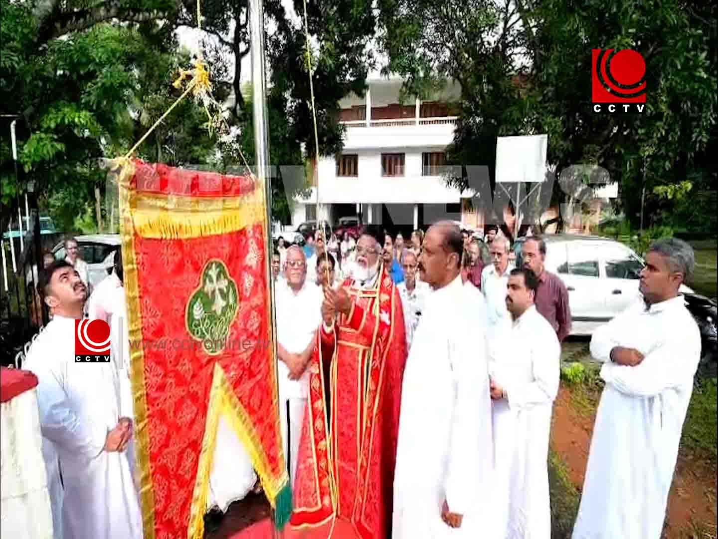 സംയുക്ത ഓര്മ്മപെരുന്നാളിന് കൊടിയേറി