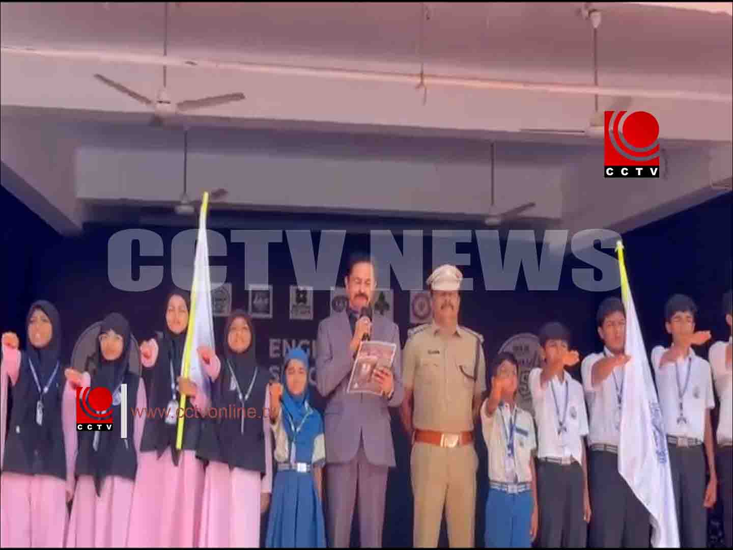 പുതിയ വിദ്യാര്ഥി സാരഥികളുടെ ഔദ്യോഗിക സ്ഥാനാരോഹണച്ചടങ്ങ് നടത്തി