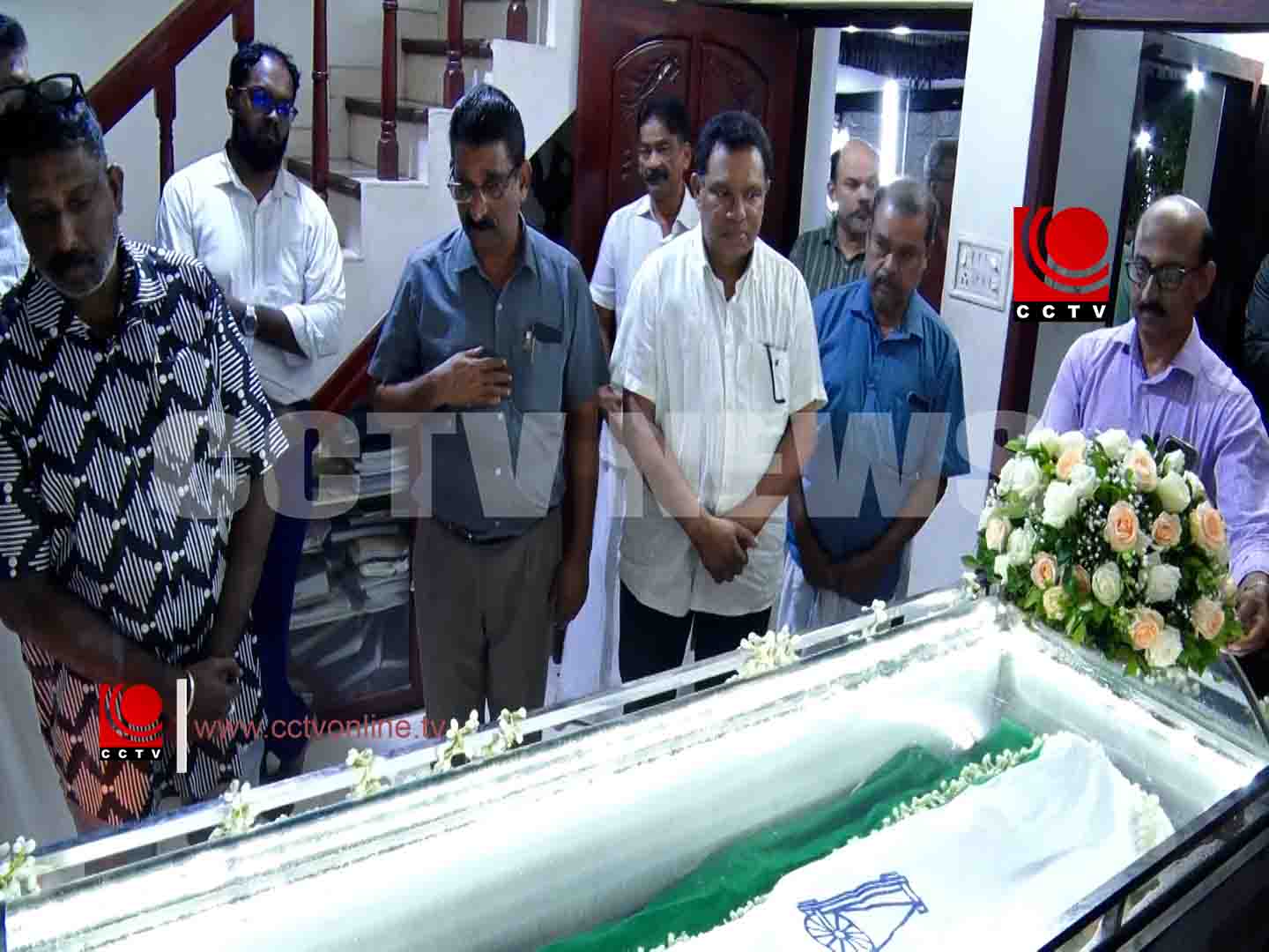മുന് എം.എല്.എ പി.എ മാധവന് അന്തിമോപചാരമര്പ്പിച്ച് സിസിടിവി