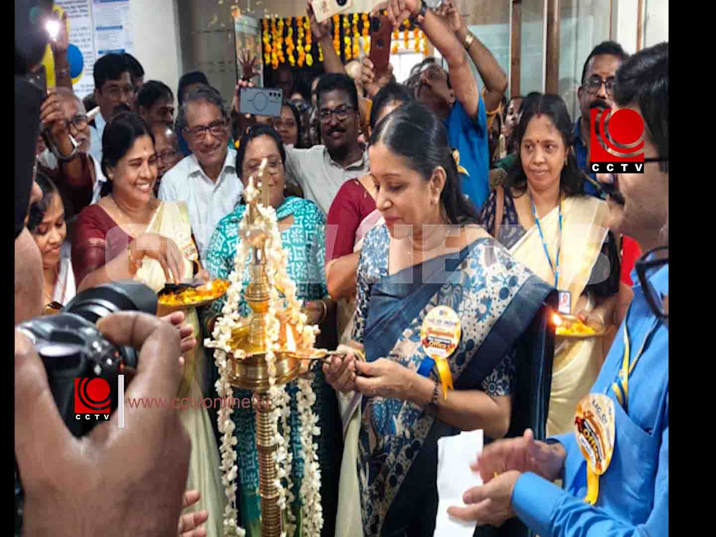 എല്.ഐ.സി. കുന്നംകുളം ബ്രാഞ്ച് പുതിയ ഓഫീസിന്റെ ഉദ്ഘാടനം നടന്നു