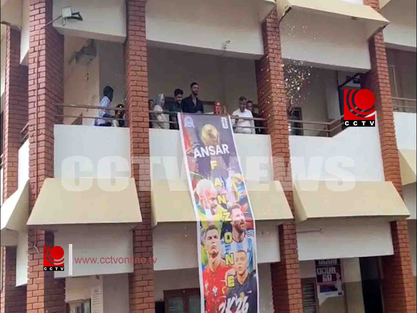 മിനി വേള്ഡ് കപ്പും’ ‘ബാഗ്ലെസ്സ് ഡേ’ ആചരണവും നടത്തി