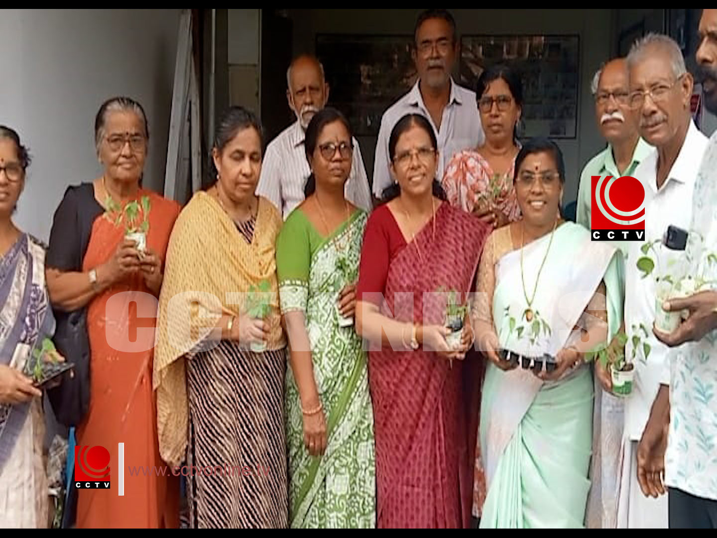 പച്ചക്കറി തൈ വിതരണം നടന്നു