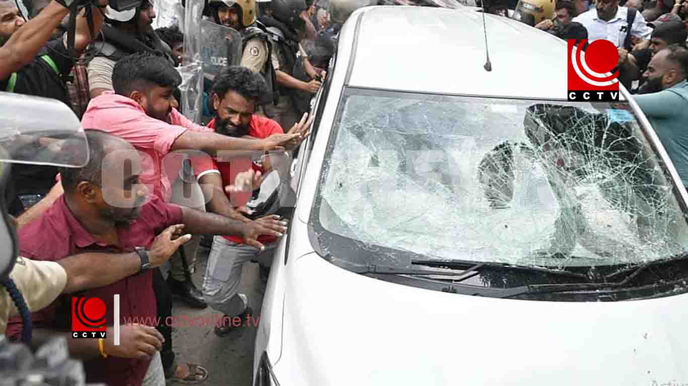 ഇഡി ഉദ്യോഗസ്ഥരെ ആക്രമിച്ച കേസ്: 9 പ്രതികൾക്ക് ഉപാധികളോടെ ജാമ്യം അനുവദിച്ച് ഹൈക്കോടതി
