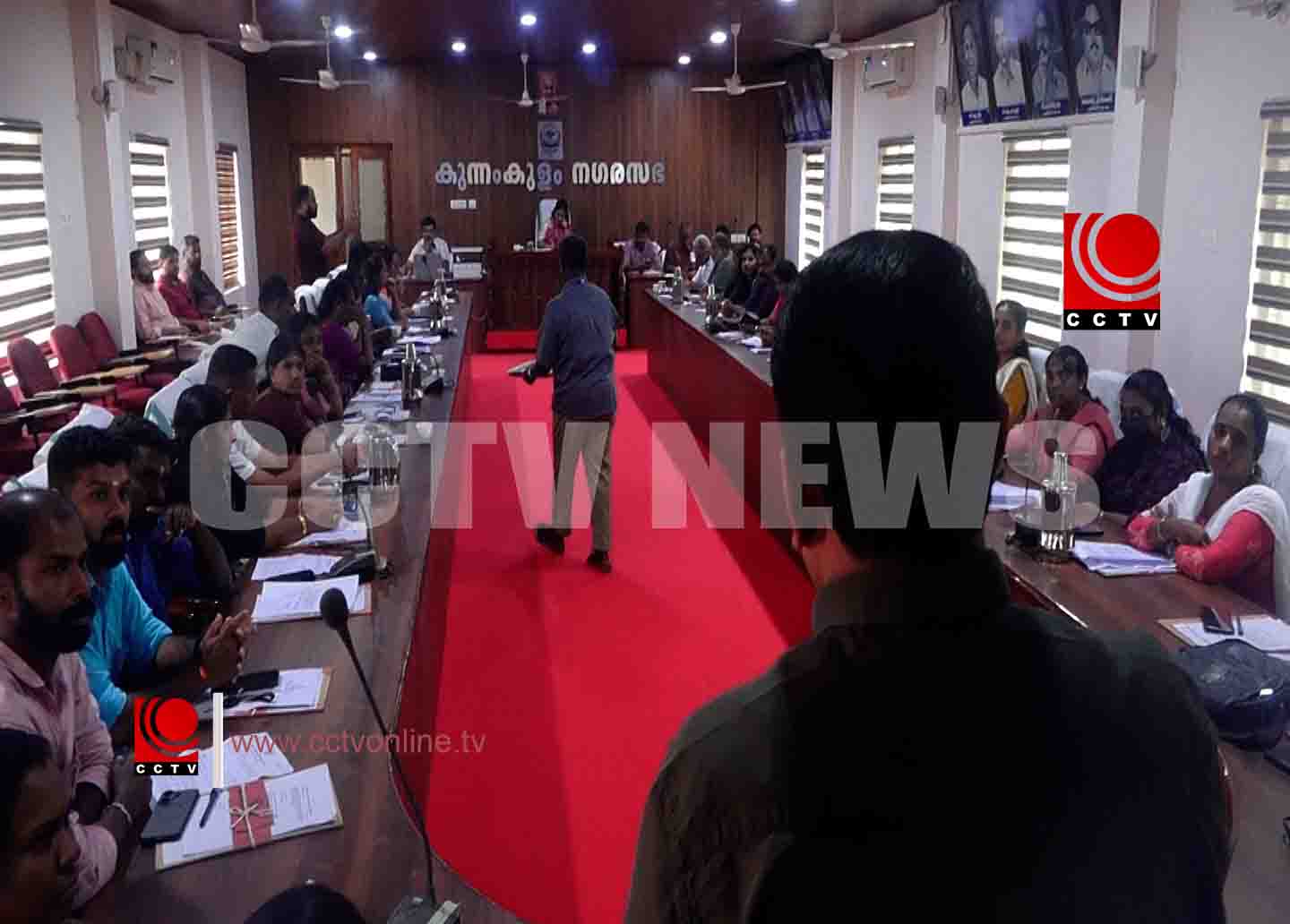 കുന്നംകുളം നഗരസഭയുടെ സ്വപ്ന പദ്ധതി യാഥാർഥ്യത്തിലേക്ക് ; തുറക്കുളം മാര്ക്കറ്റ് നിര്മ്മാണം പുനരാരംഭിച്ചു