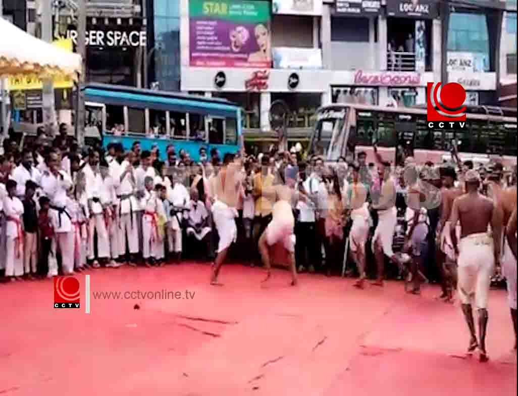 കുന്നംകുളത്ത് ഇന്ന് ഓണത്തല്ല്; ആവേശക്കാഴ്ചക്ക് അരങ്ങൊരുങ്ങി