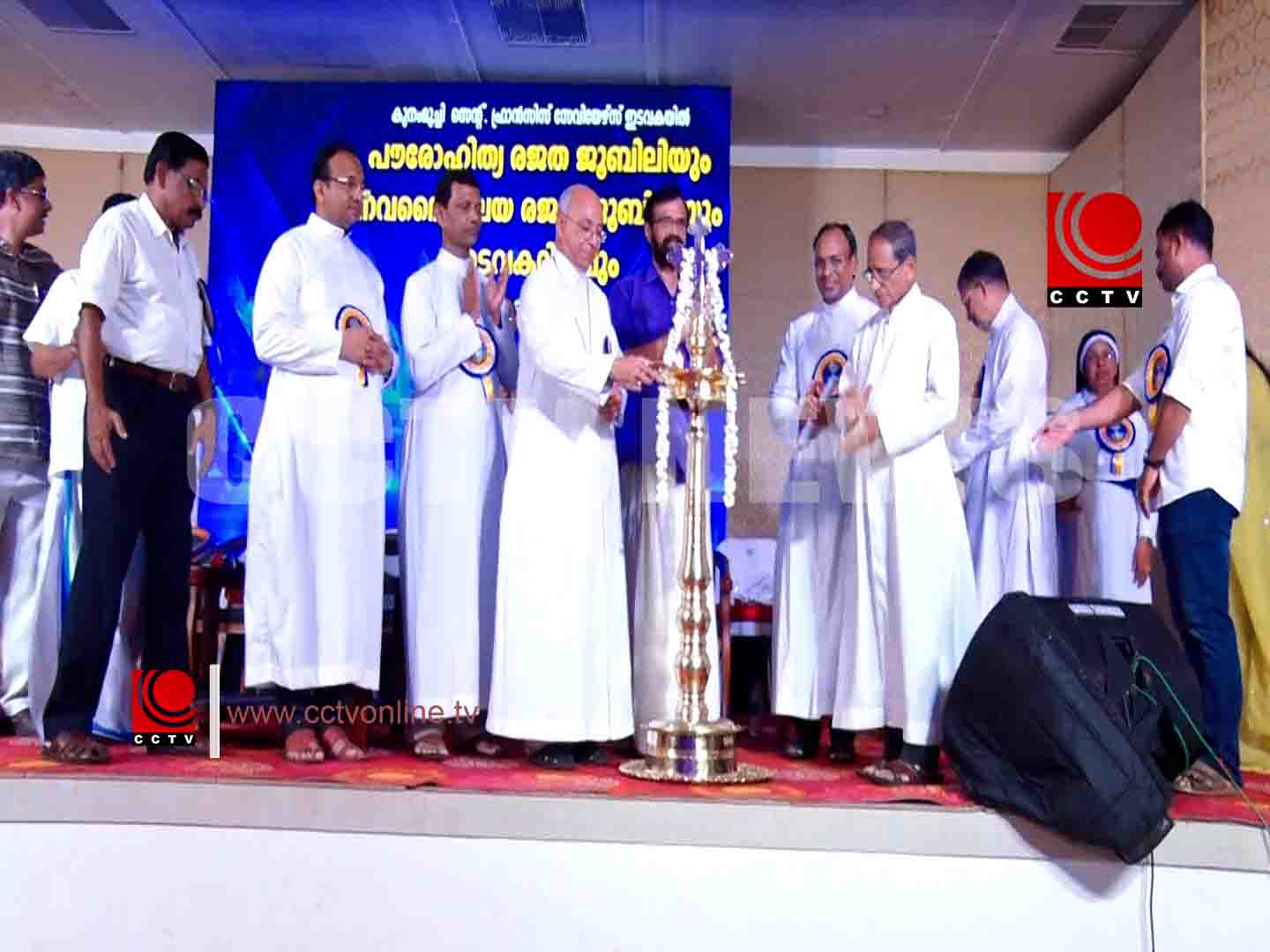 കൂനംമൂച്ചി പള്ളിയിൽ ഇരട്ട ജൂബിലി ആഘോഷം: വിപുലമായ പരിപാടികൾ