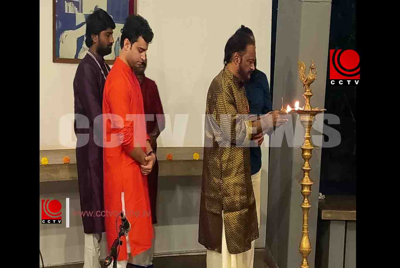 സംഗീതസാന്ദ്രമായി ‘നാദയോഗ ജുഗല്ബന്ദി’ ; ചാലിശ്ശേരിക്ക് അഭിമാനമായി ഡോ. പി.വി. ബോസും ആയുഷ് ദ്വിവേദിയും