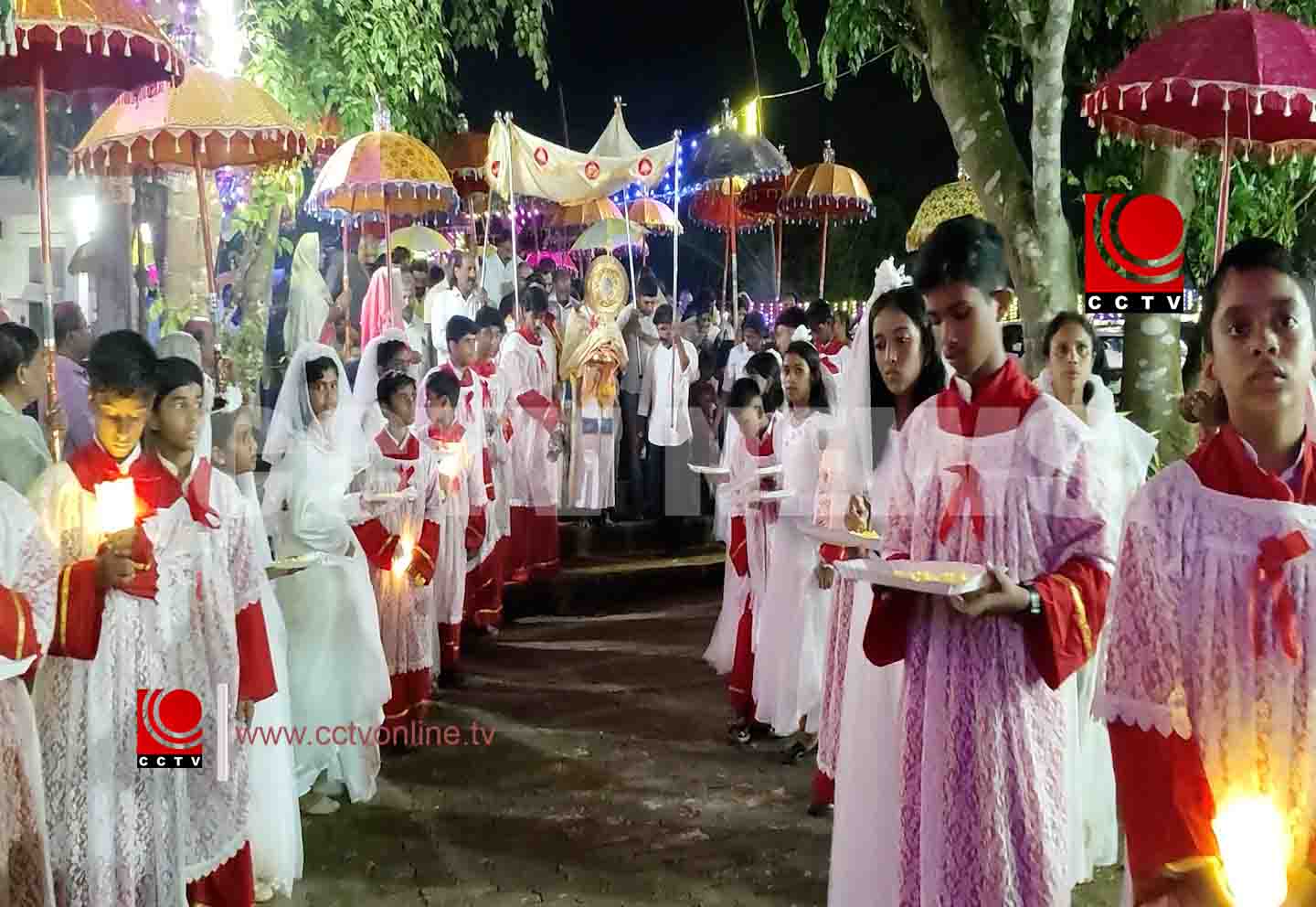 നിയമപോരാട്ടത്തിനൊടുവില് സ്കൂളുകള് തിരിച്ചുകിട്ടി ; നന്ദി സൂചകമായി കൃതജ്ഞത ദിനം