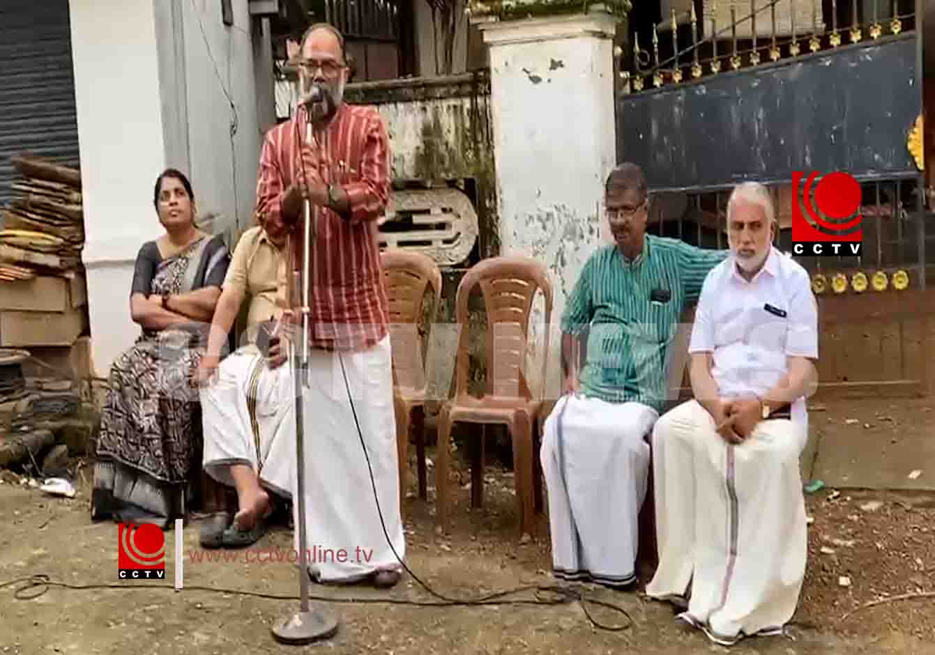 ഡല്ഹി സമരക്കാരെ വെടിവെച്ചു കൊല്ലണമെന്ന പരാമര്ശം ; ടി ജെ മോഹന്ദാസിനെതിരെ നിയമനടപടി ആവശ്യപ്പെട്ട് സി.പി.ഐ.എം