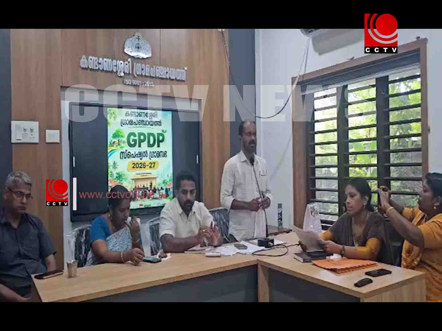 കണ്ടാണശ്ശേരി ഗ്രാമപഞ്ചായത്തില് സ്പെഷ്യല് ഗ്രാമസഭ ചേര്ന്നു